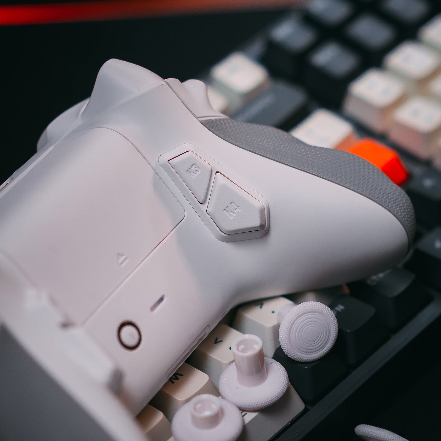 HEXGAMING ULTRA X Controller for XBOX, PC, Mobile - White ABXY Labeled